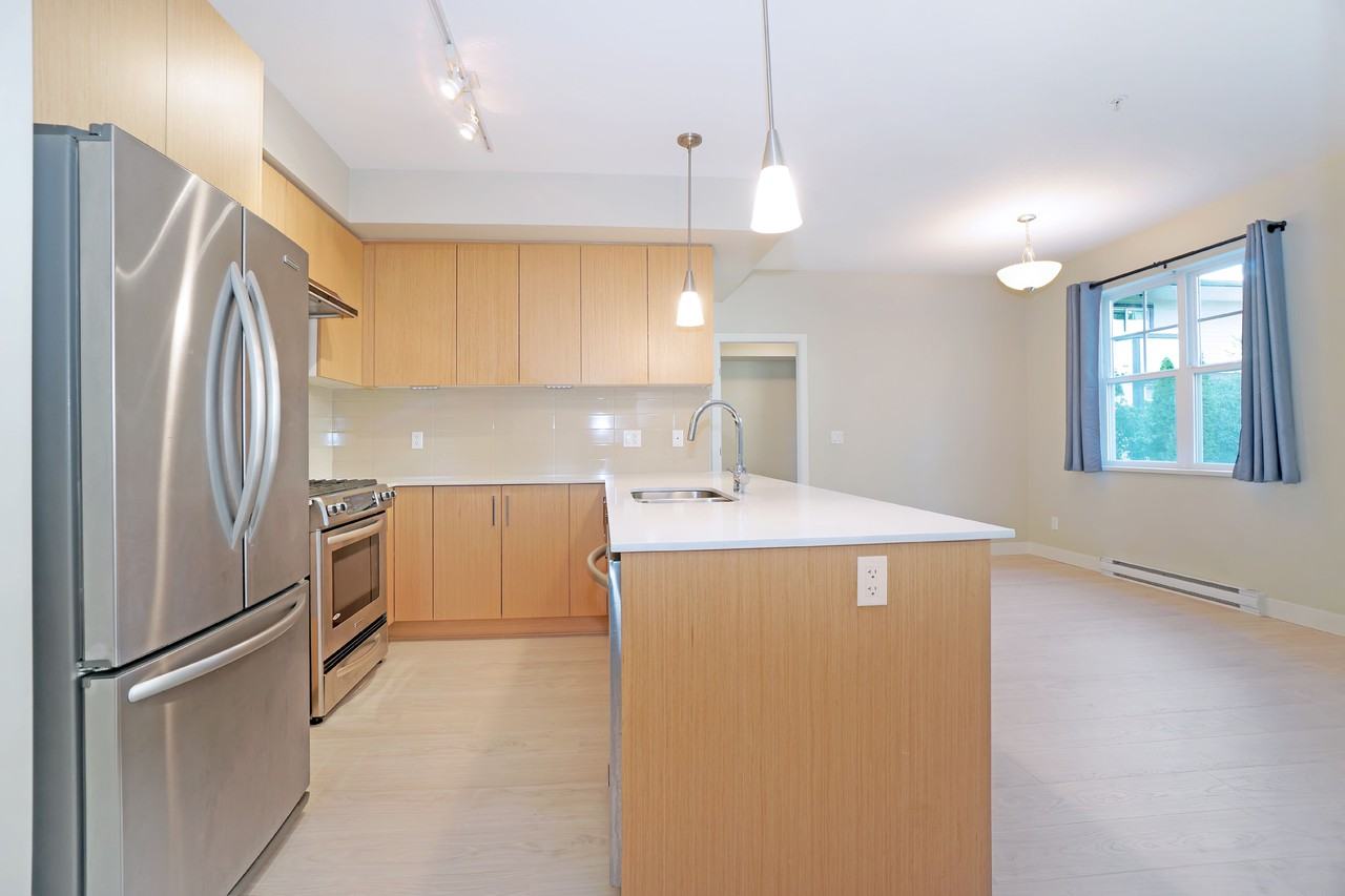 4135 Sardis Street #105 - Photo 7 of 21