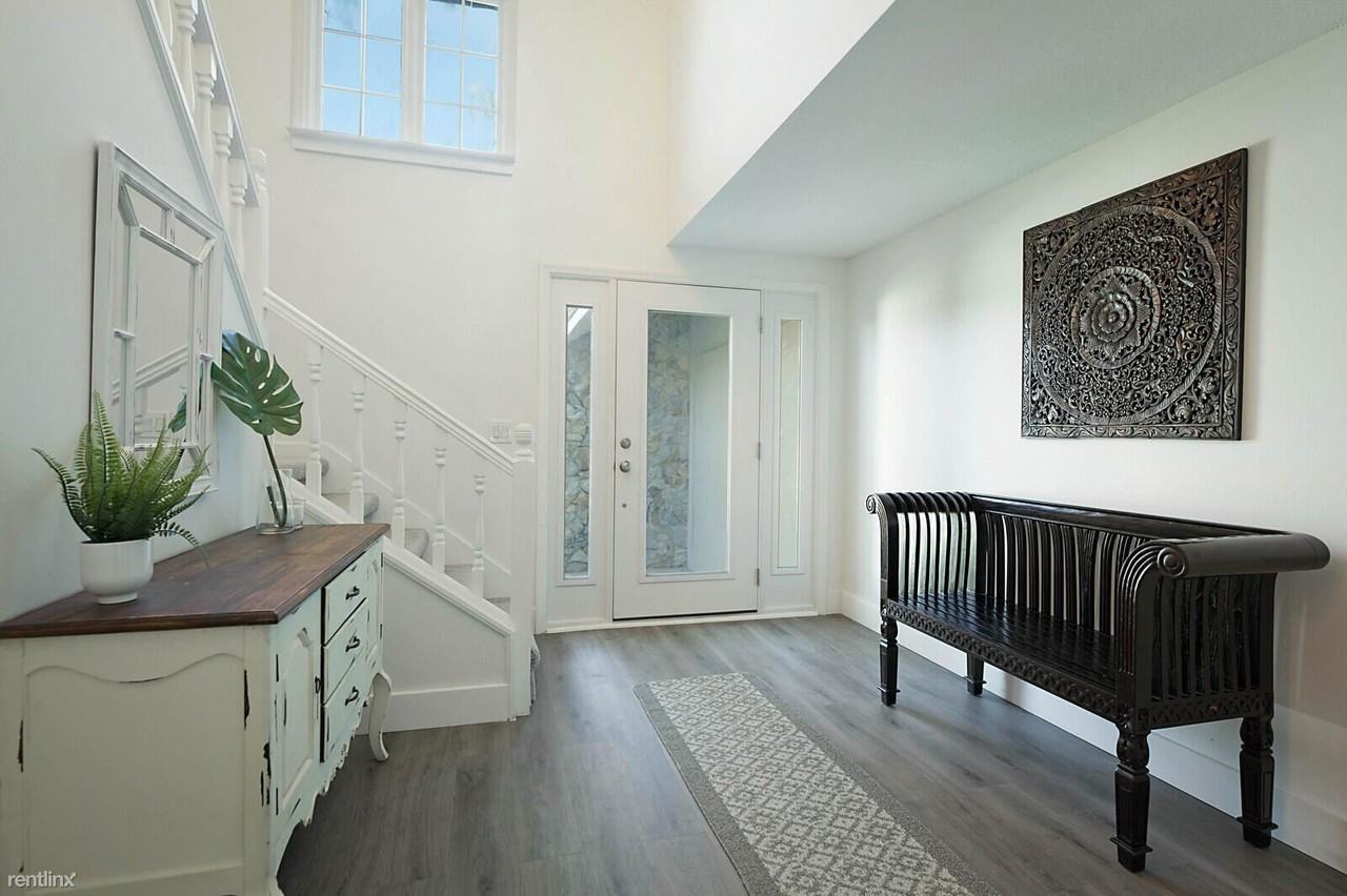 13346 Casey Rd - Photo 2 of 32
