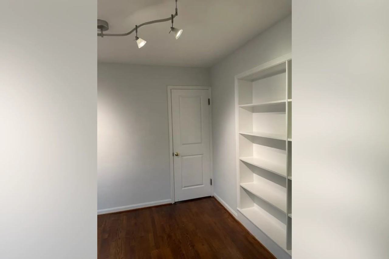 24623 Bryden Rd - Photo 2 of 12