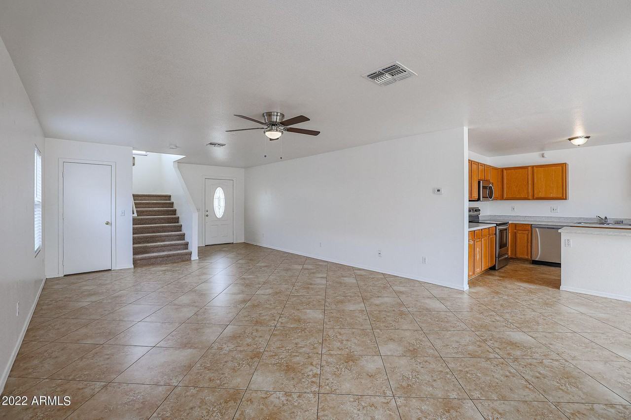12806 N 115th Ln - Photo 5 of 26