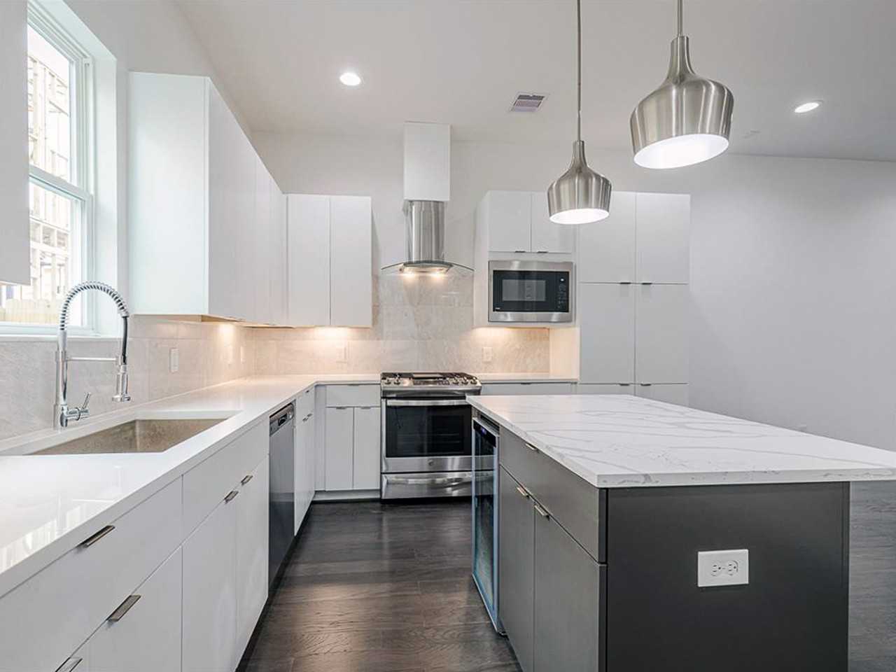 2531 Hollister St - Photo 3 of 16