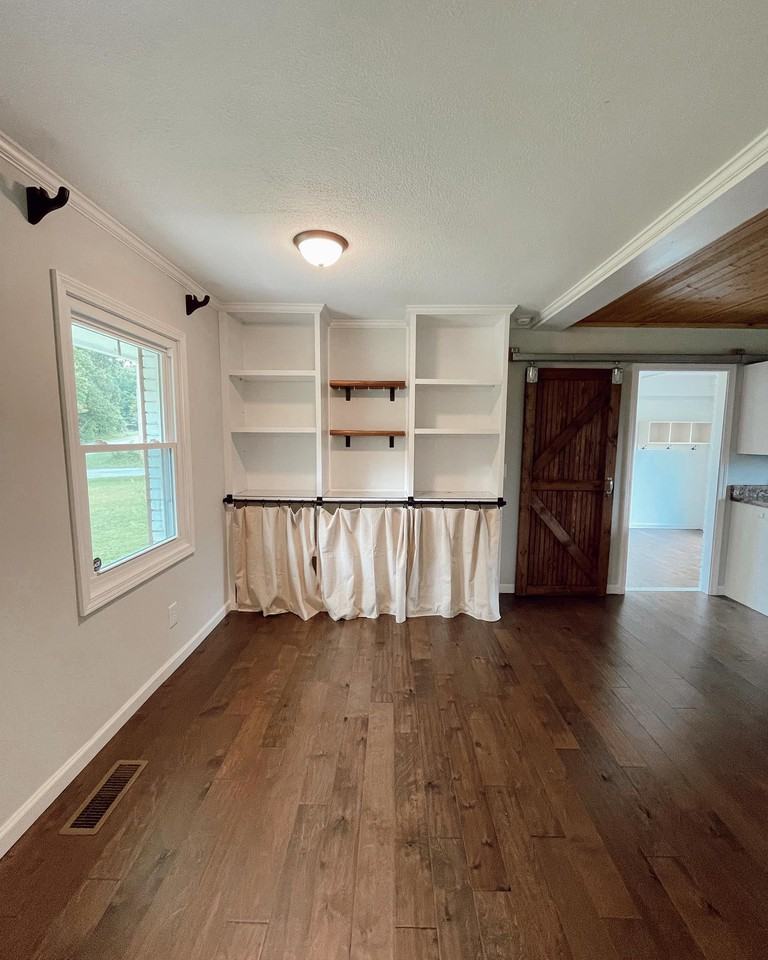 2755 Garrison Rd - Photo 3 of 10