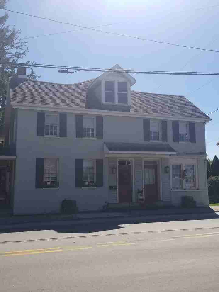 208 W Main St - Photo 2 of 12