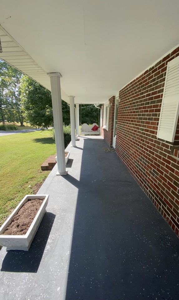 129 Dogwood Dr - Photo 3 of 17