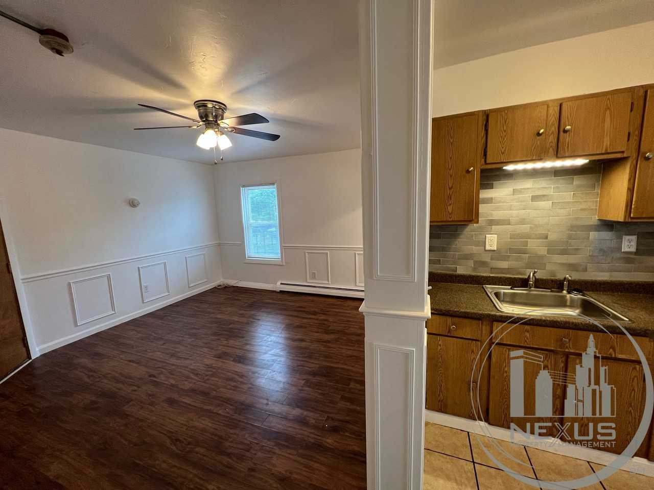 370-376 River St - Photo 2 of 23