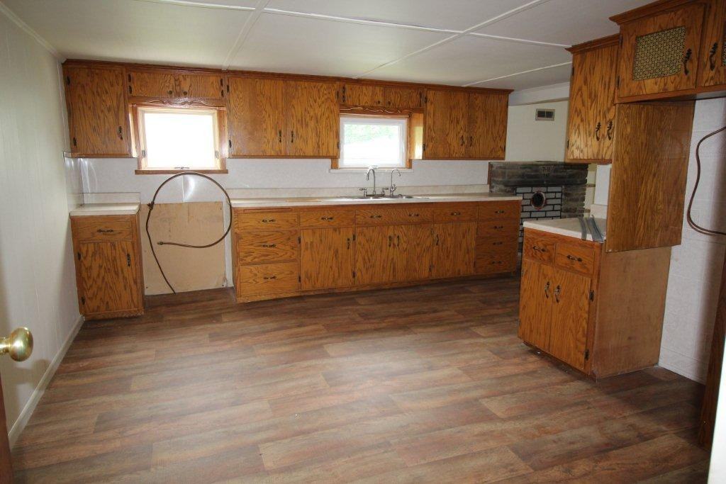 24 Dry Wells Rd - Photo 3 of 6