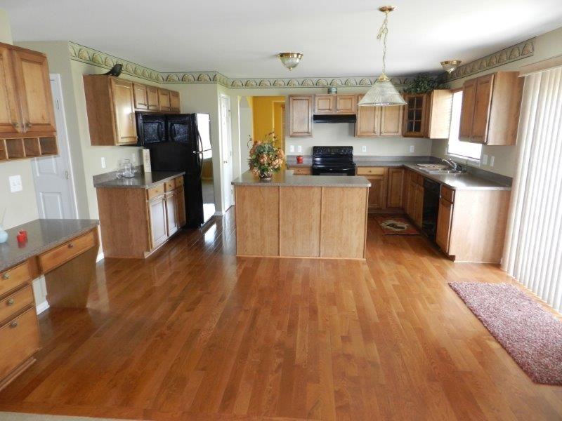 6367 Florence Ln - Photo 2 of 26