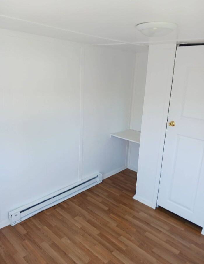 1735 Billings Dr - Photo 3 of 4