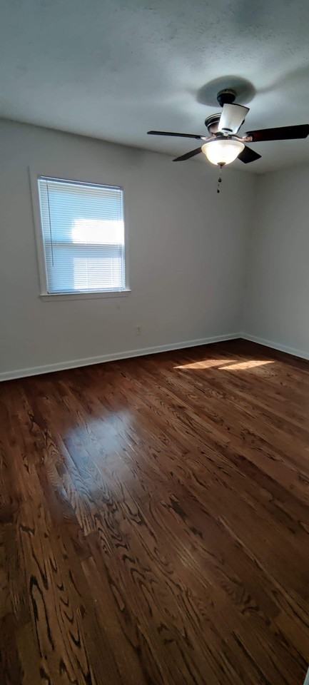 255 Buckhead Rd #1 - Photo 5 of 10