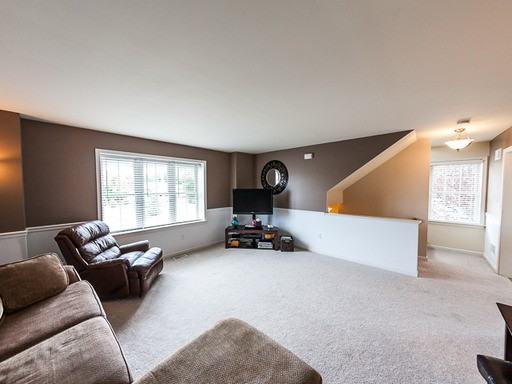 169 Hampden Dr - Photo 2 of 12