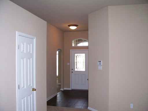 2310 Speidel Dr - Photo 2 of 12