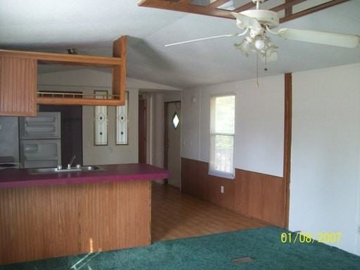 1208 Southport St - Photo 2 of 5