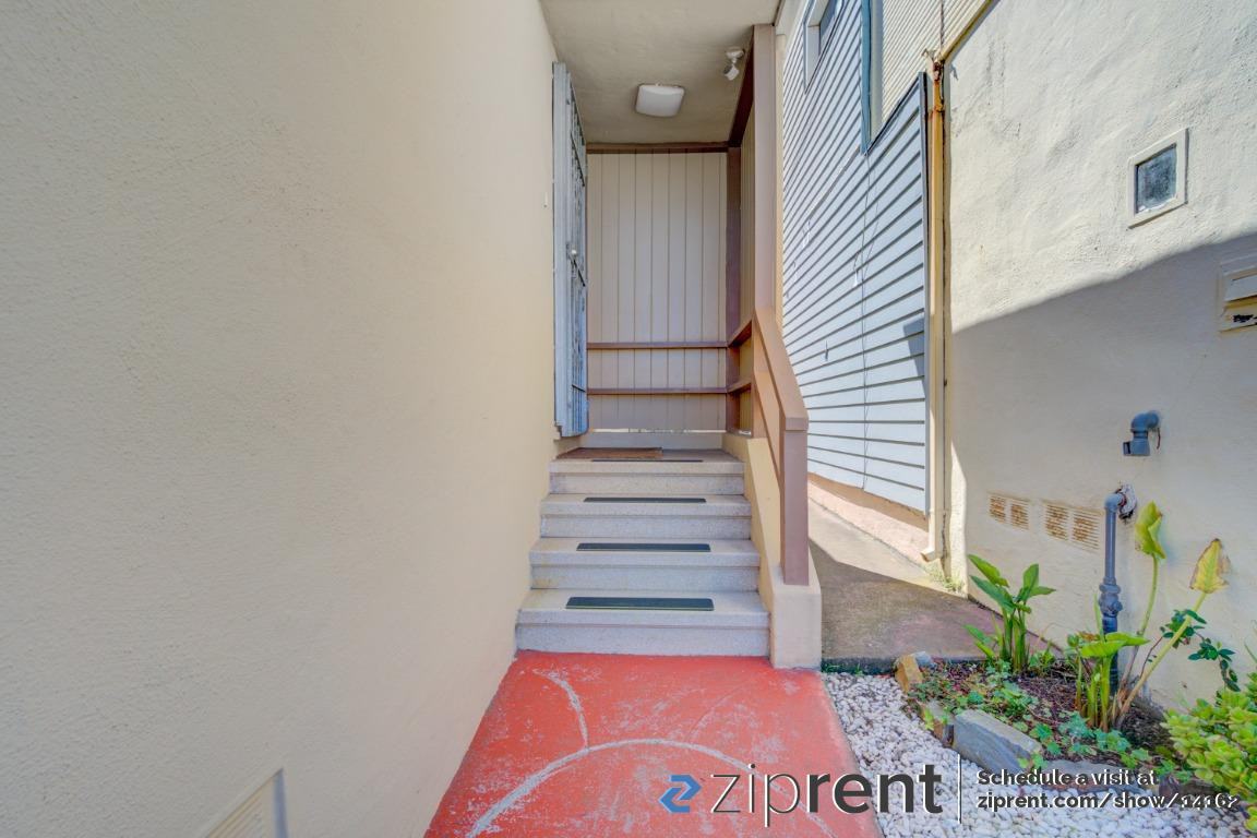 90 Lakewood Dr - Photo 2 of 20