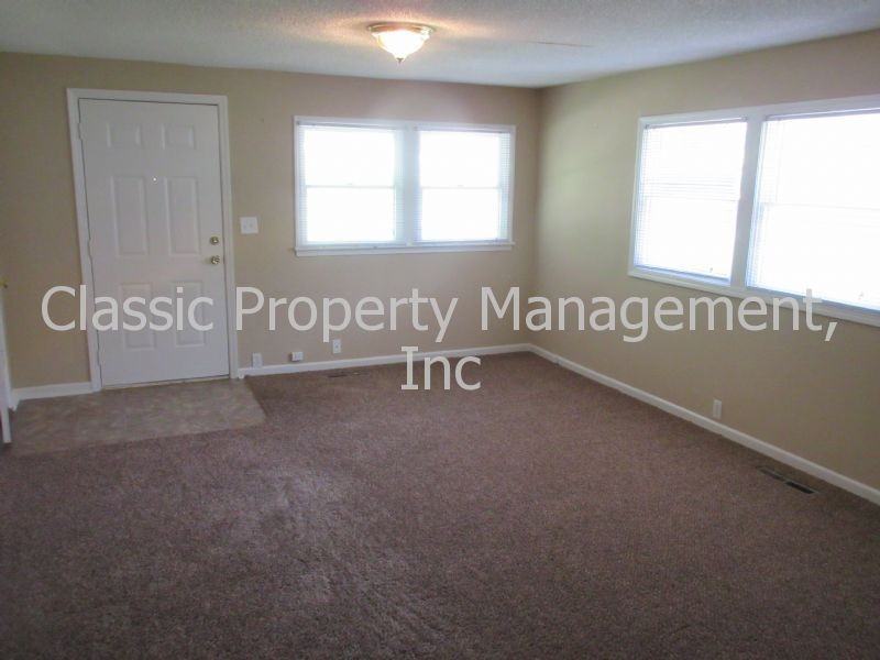 1313 NE 46th Terrace - Photo 2 of 7