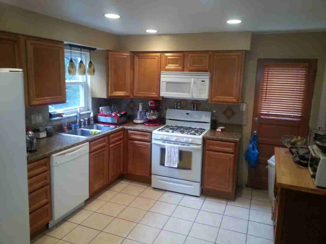 4111 Stanley Street - Photo 3 of 5