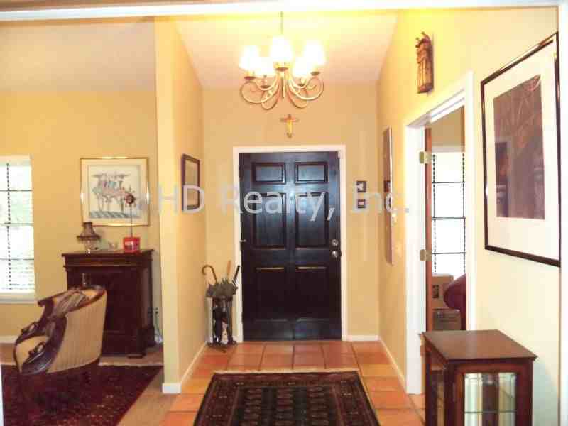 407 Timber Ridge Dr - Photo 3 of 26