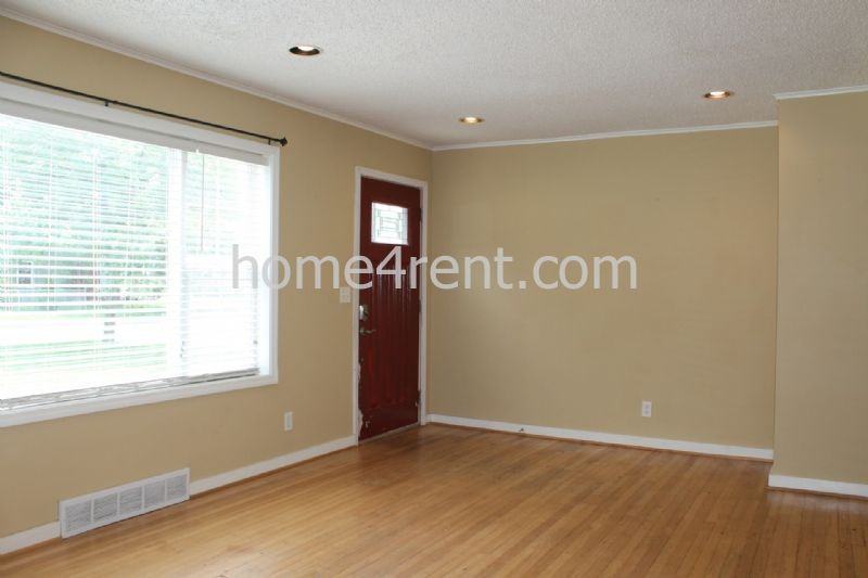 8214 W 80th St - Photo 2 of 9