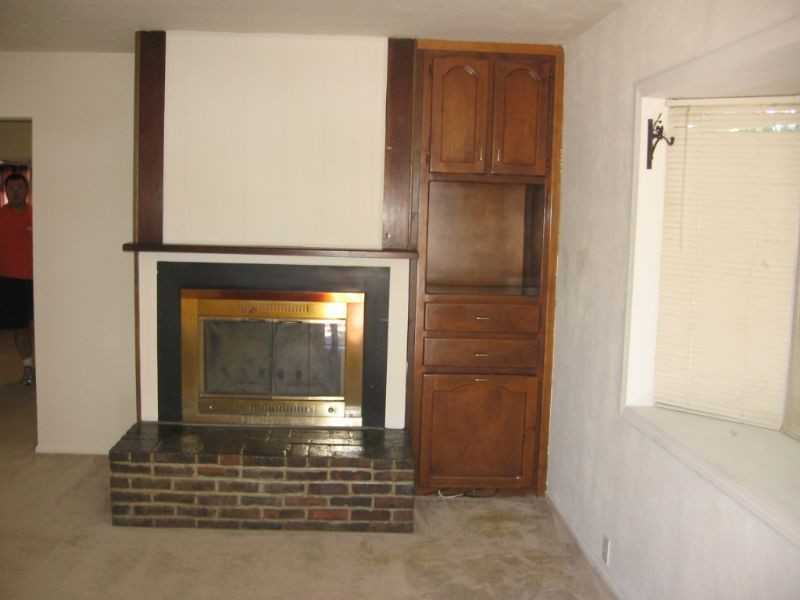 10004 Matthew Ave NE - Photo 2 of 14