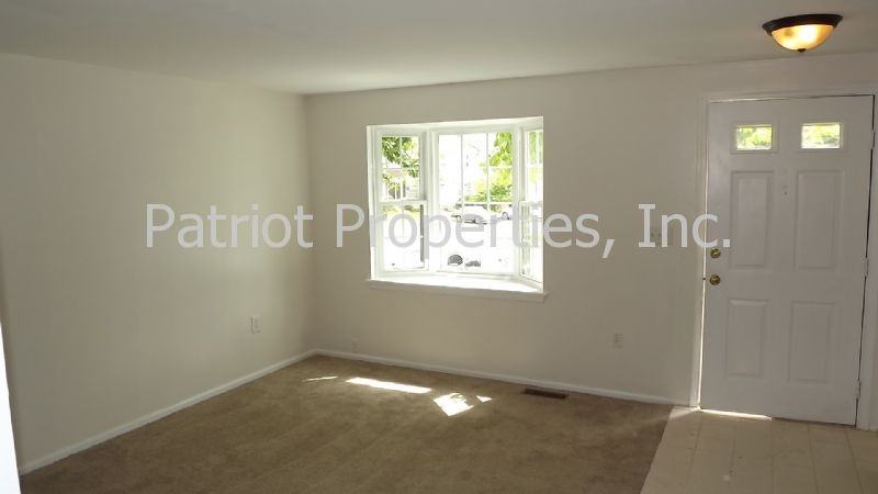 54 Huntley Ct - Photo 3 of 5