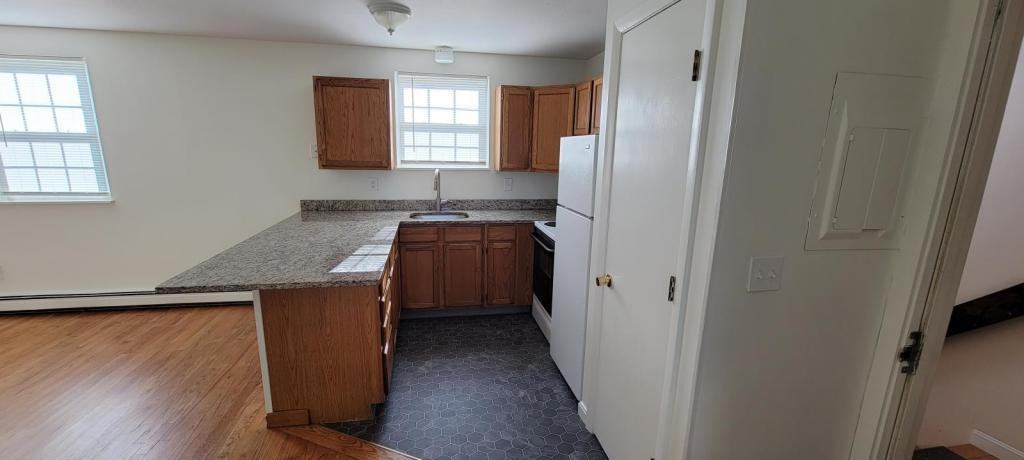 43 Carroll St - Photo 2 of 12