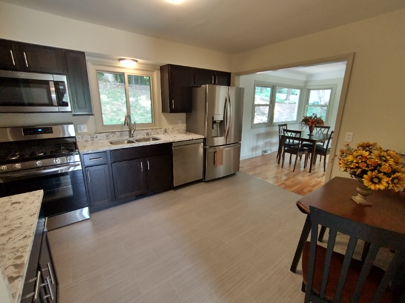 320 Espanola Ave - Photo 3 of 16