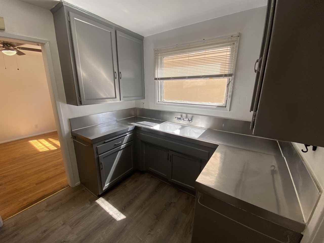 2471 Silver Lake Blvd #2471A - Photo 6 of 37