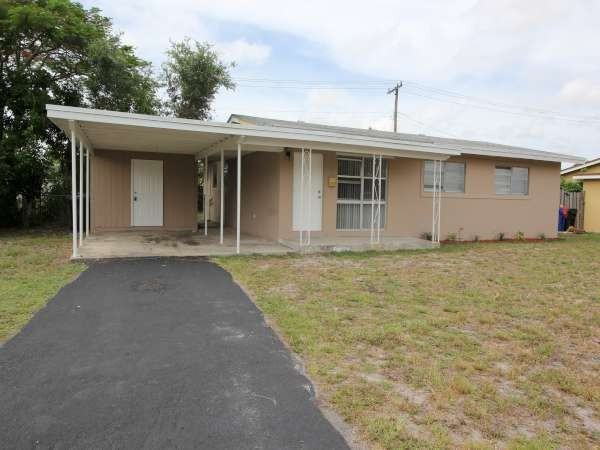 3633 SW 21st Ct - Photo 2 of 19