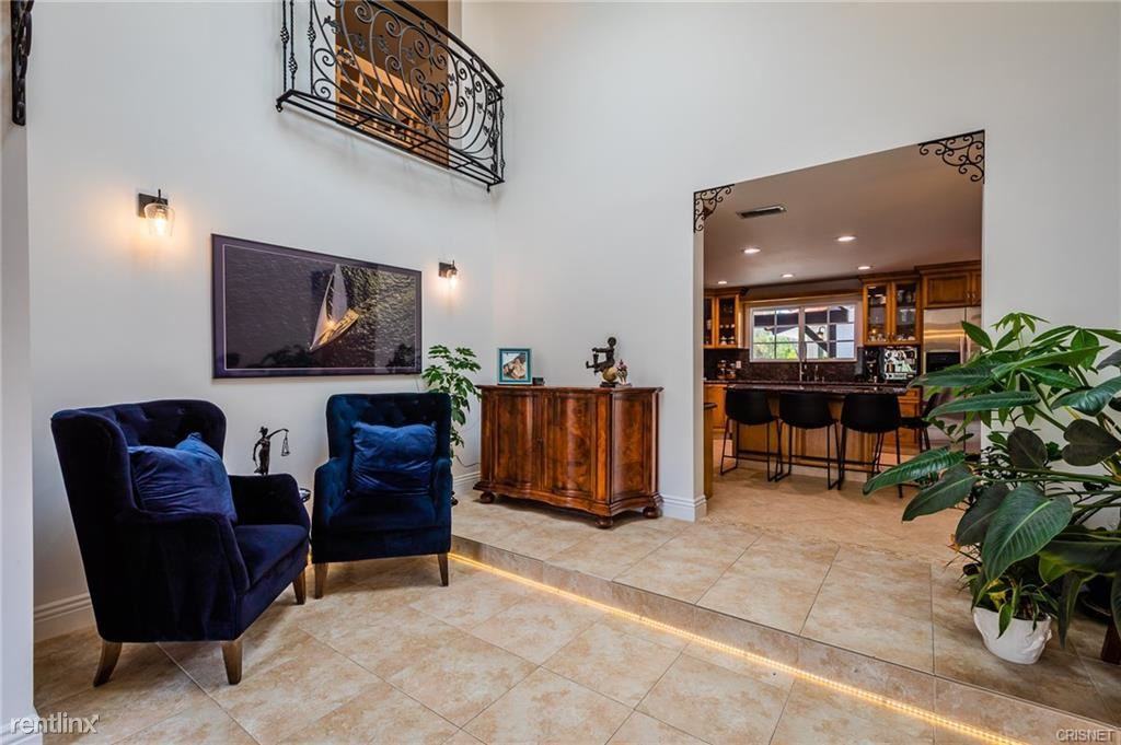 5519 Lewis Ln - Photo 2 of 10