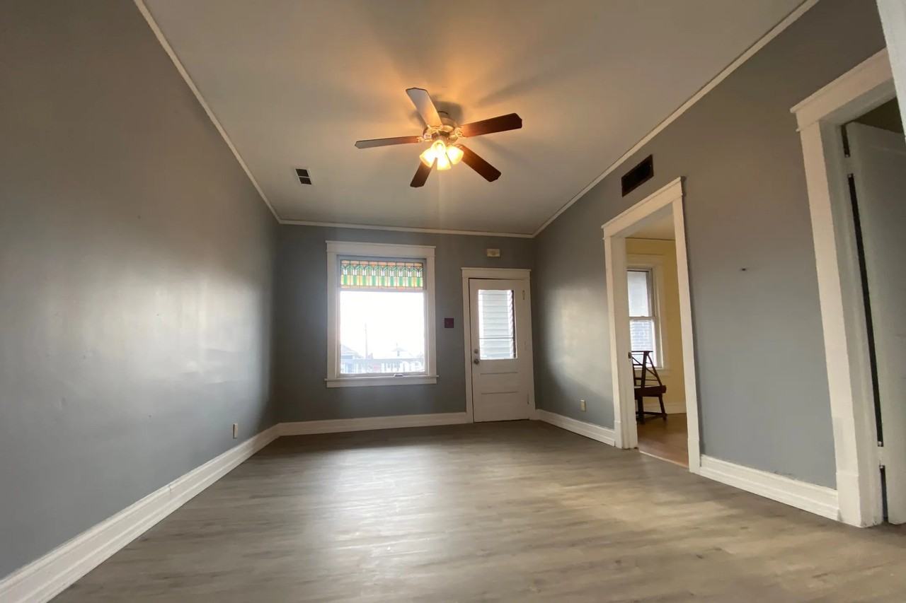 3725 Elm St - Photo 2 of 10