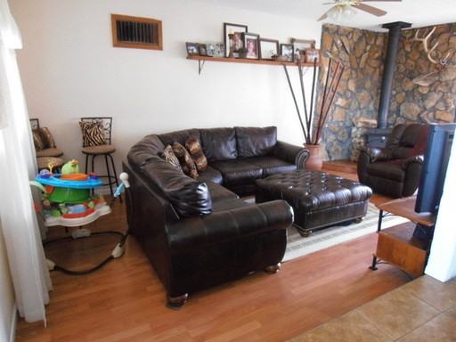 601 E Rangely Ave - Photo 3 of 5