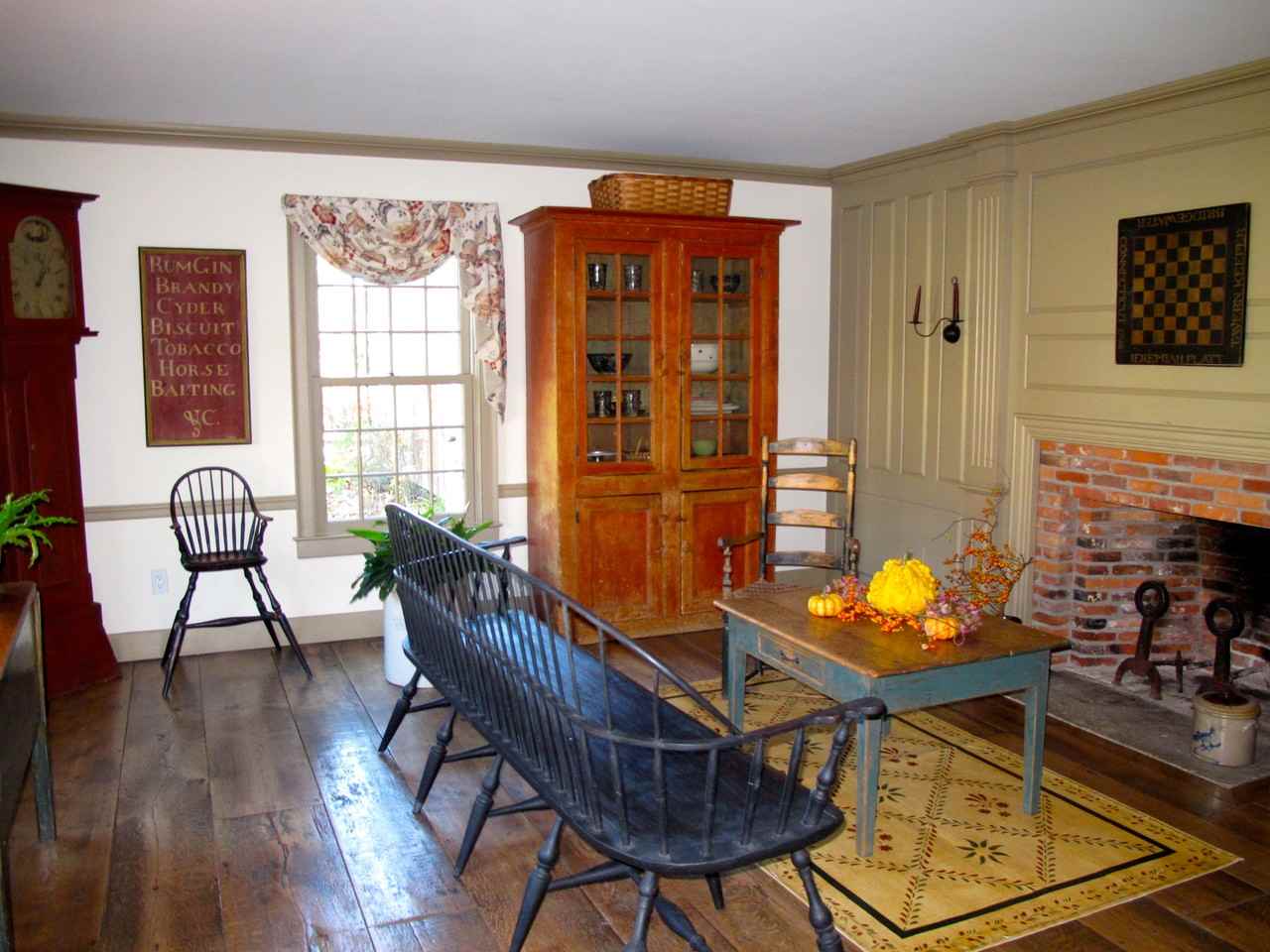 35 Northrup St - Photo 3 of 28