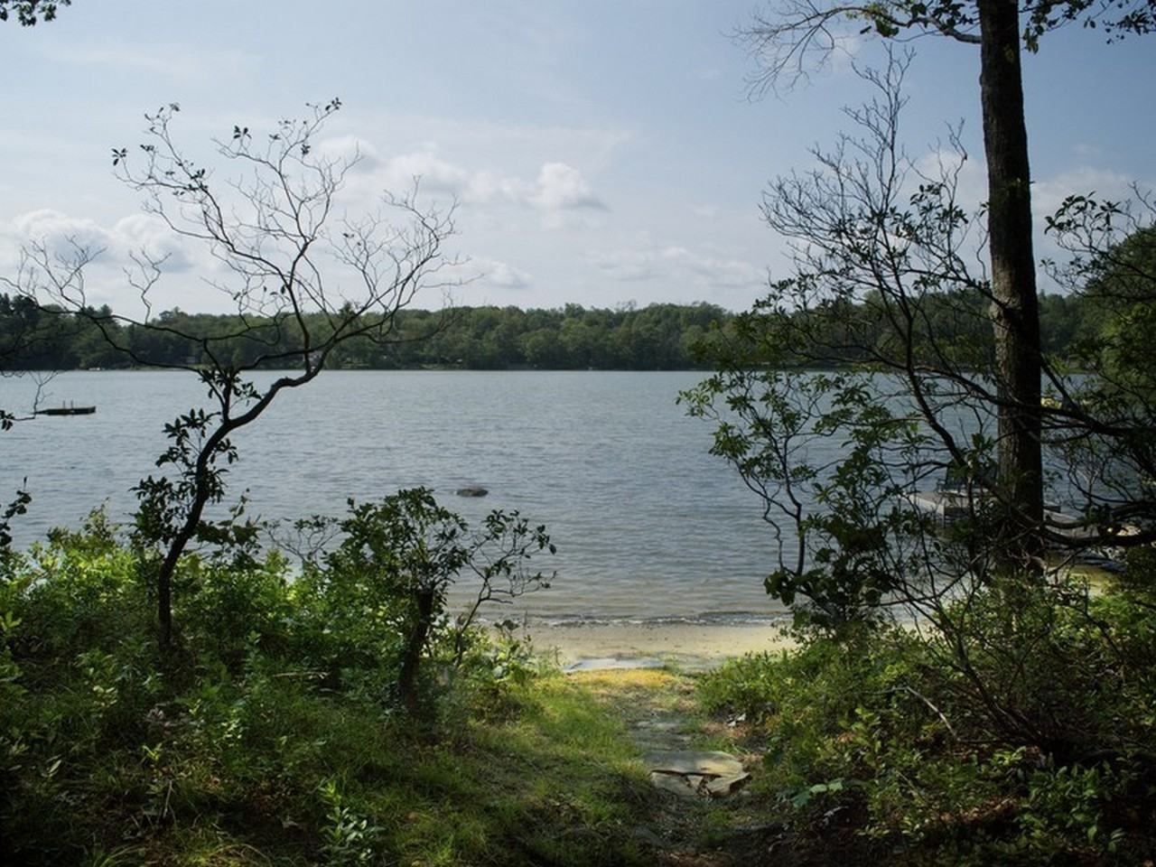 98 Mt Tom Passway - Photo 2 of 21