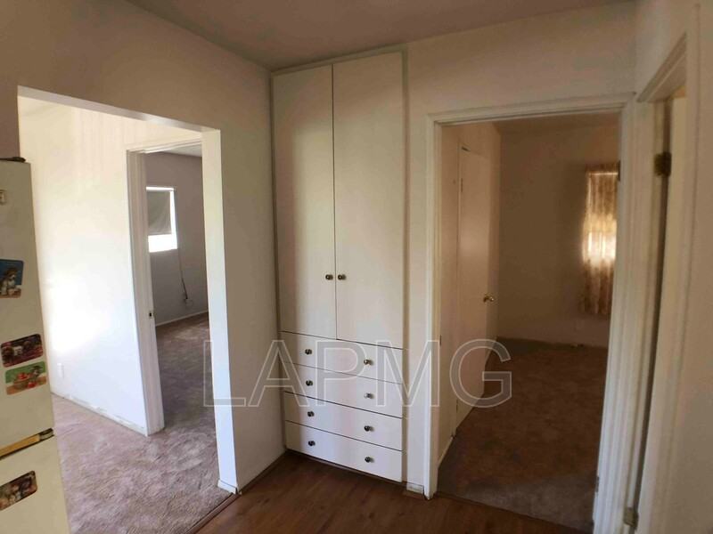 407 Ulysses St - Photo 3 of 24