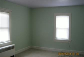 186 N Broadway - Photo 3 of 6