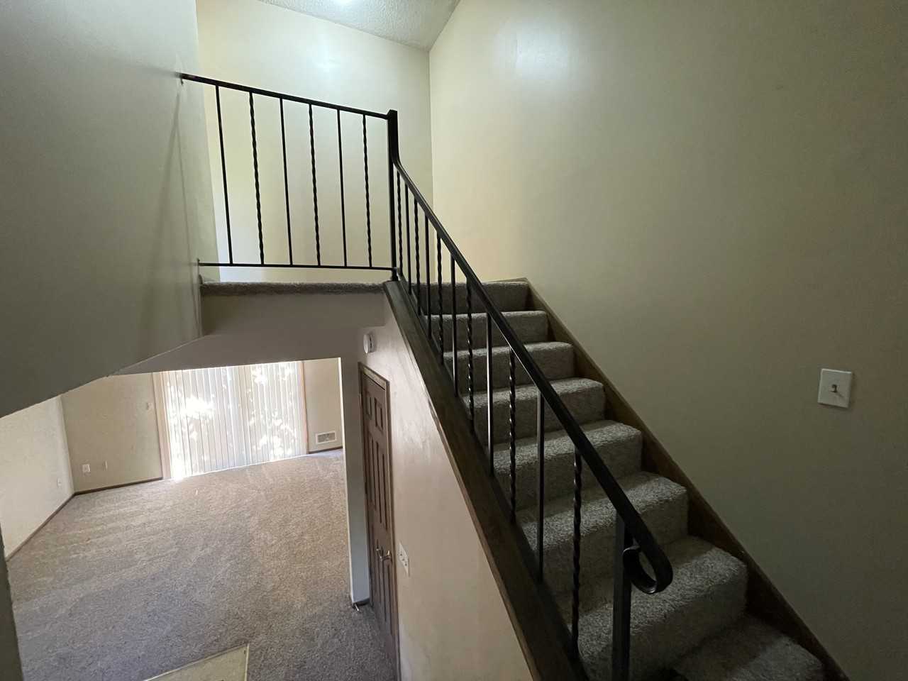 1766 Silver Bell Rd - Photo 5 of 10