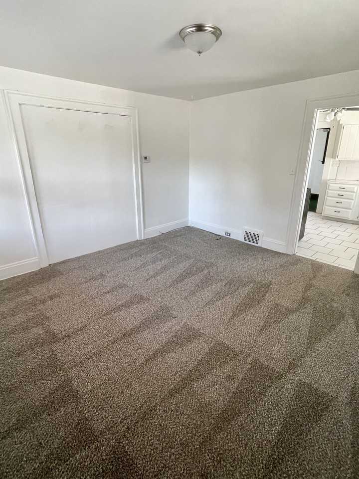 382 E 161St St Apartments 382 E 161st St, Cleveland, OH 44110 Zumper