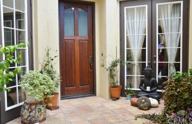 52 Renata - Photo 2 of 24