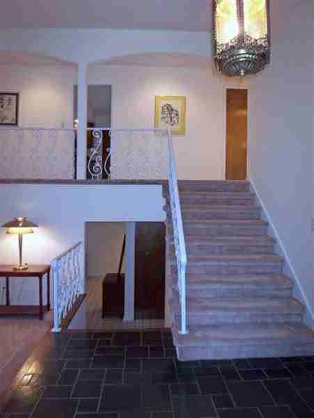 93 Lincolnshire Dr - Photo 3 of 54