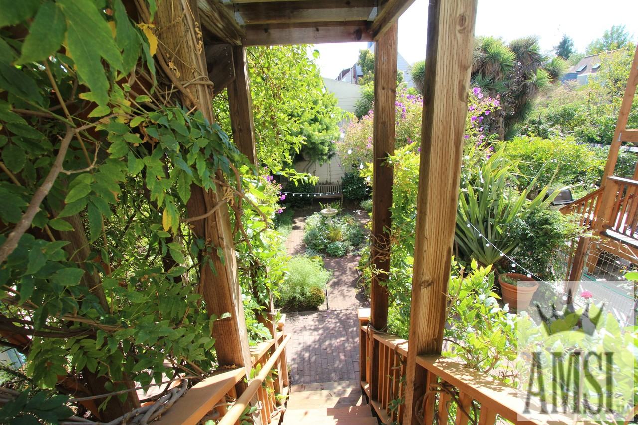 3747 Cesar Chavez Street - Photo 2 of 10