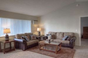 Hinton Heights Rental Homes - Photo 2 of 35