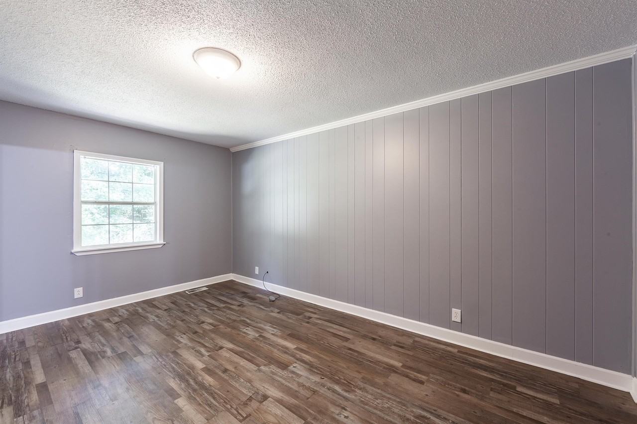 30 Carolane Dr #R - Photo 5 of 11