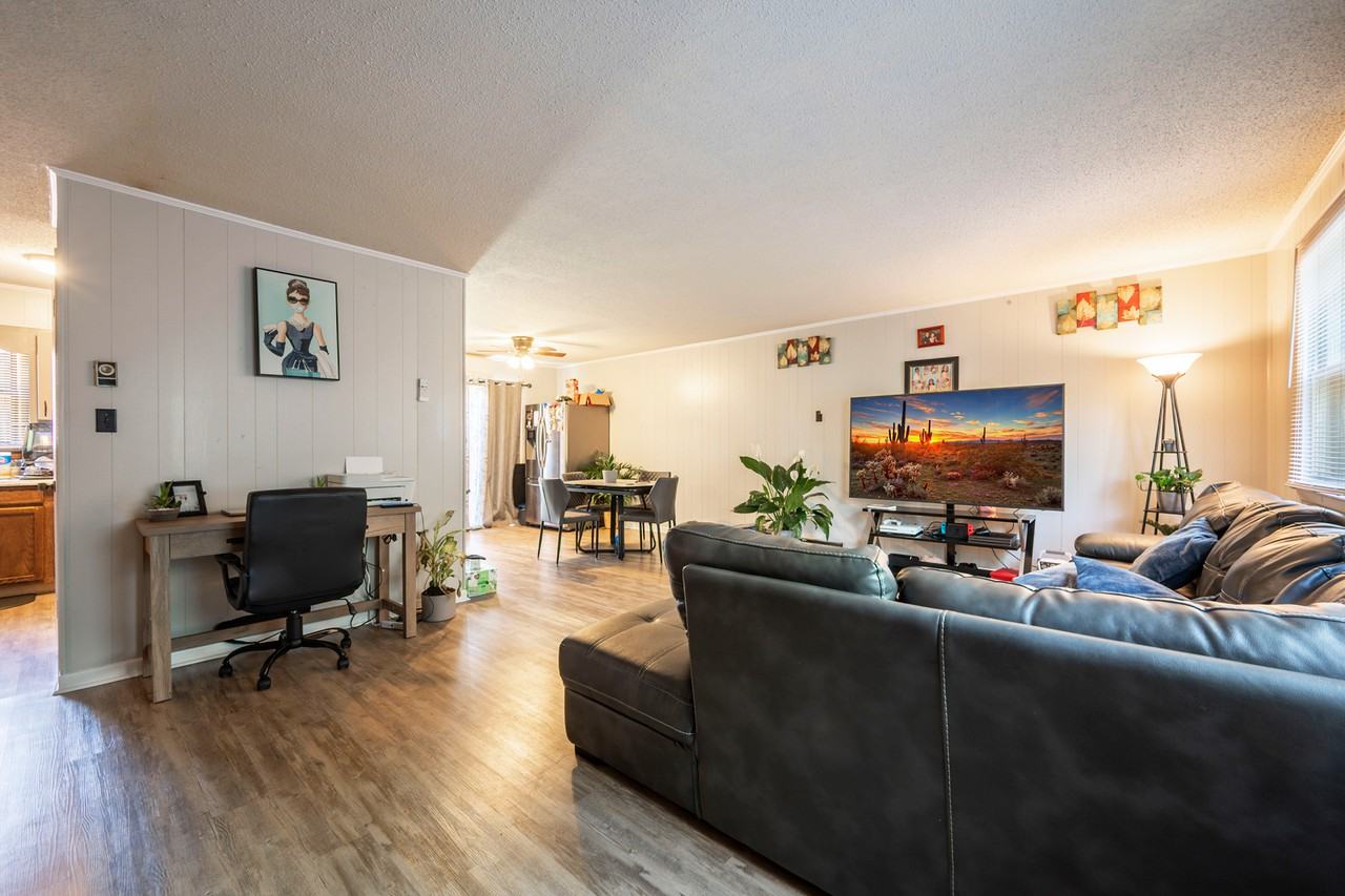 3864 Briar Dr #3864B4 - Photo 2 of 6