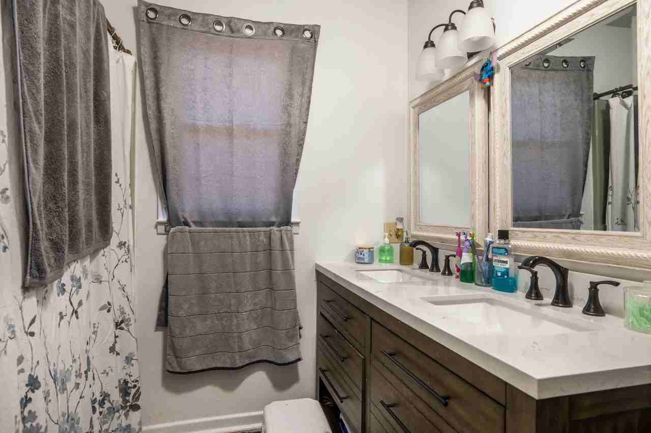 3864 Briar Dr #3864B4 - Photo 3 of 6