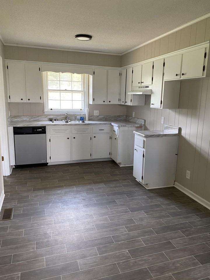 2085 Reed Creek School Rd #1 - Photo 3 of 13