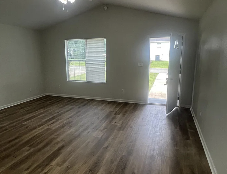 463 Linda Blair Drive - Photo 2 of 8