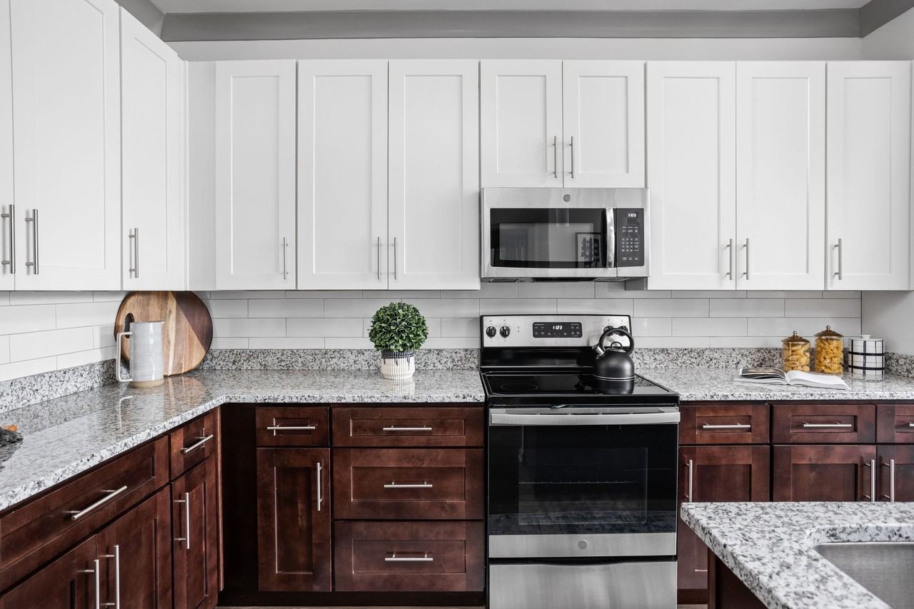 The Otis at Fort Ben Apartments - Photo 4 of 50