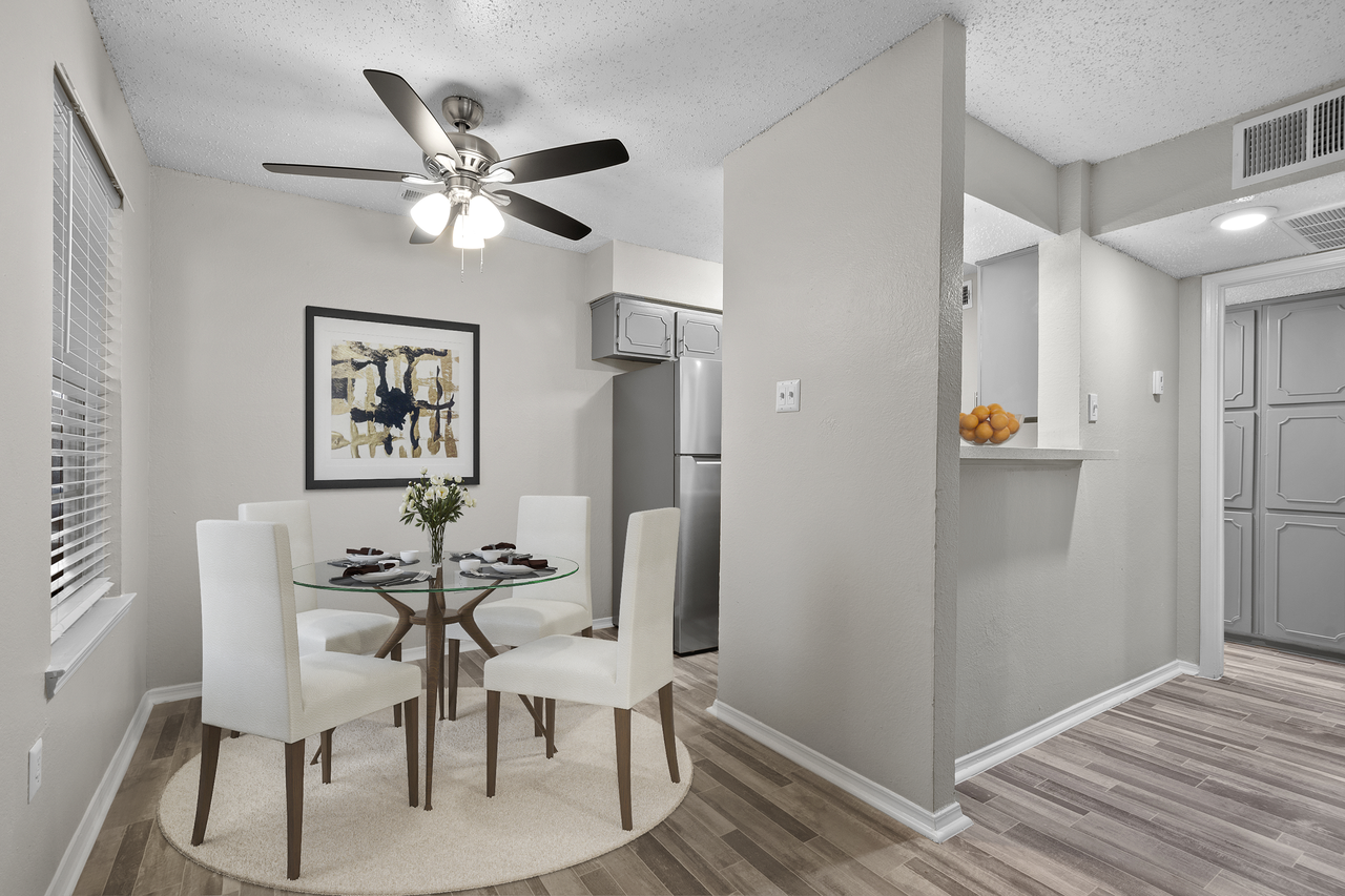 Point Loma Woods - Photo 3 of 7