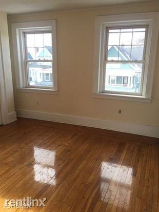 117 Pendleton St - Photo 3 of 4