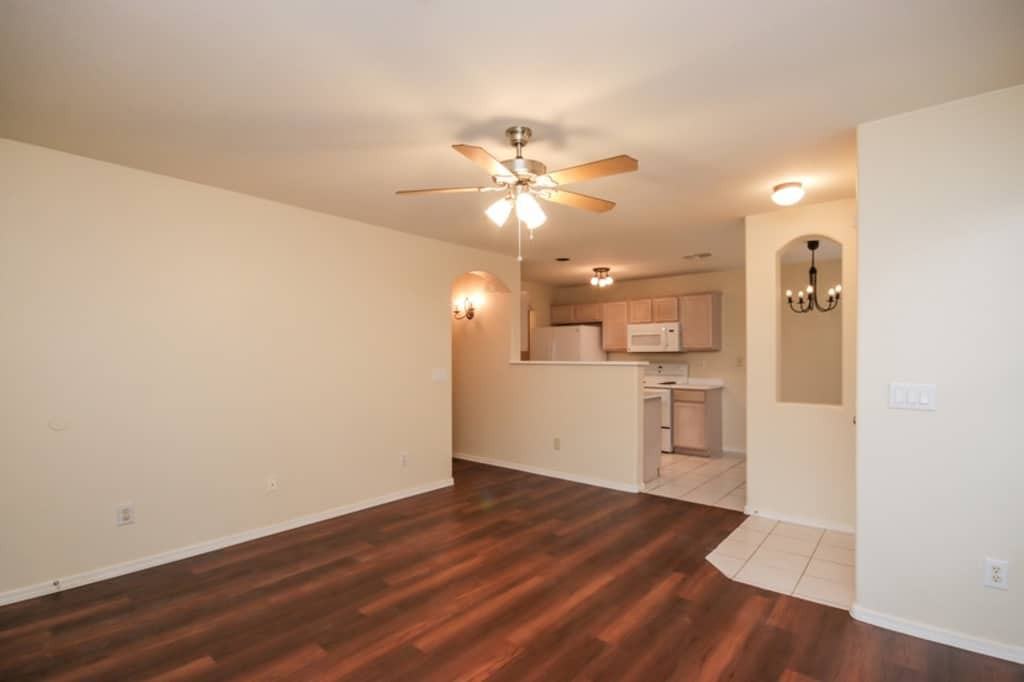 1768 E Los Alamos St - Photo 3 of 14