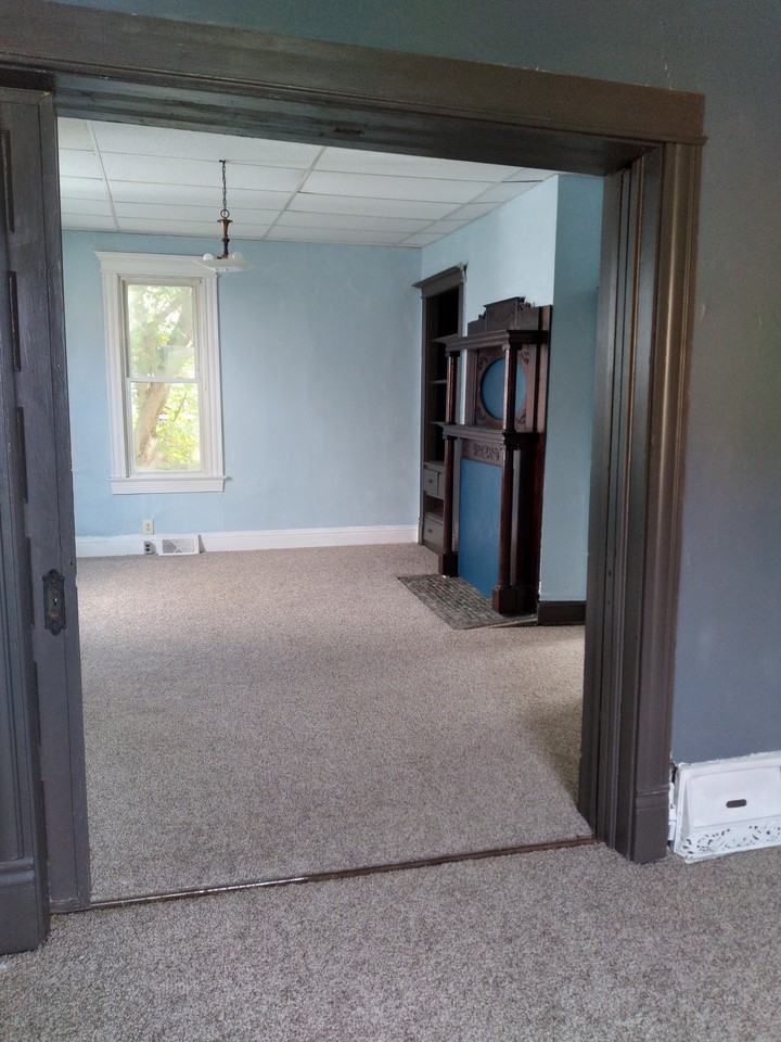 1066 Allison Avenue - Photo 3 of 12